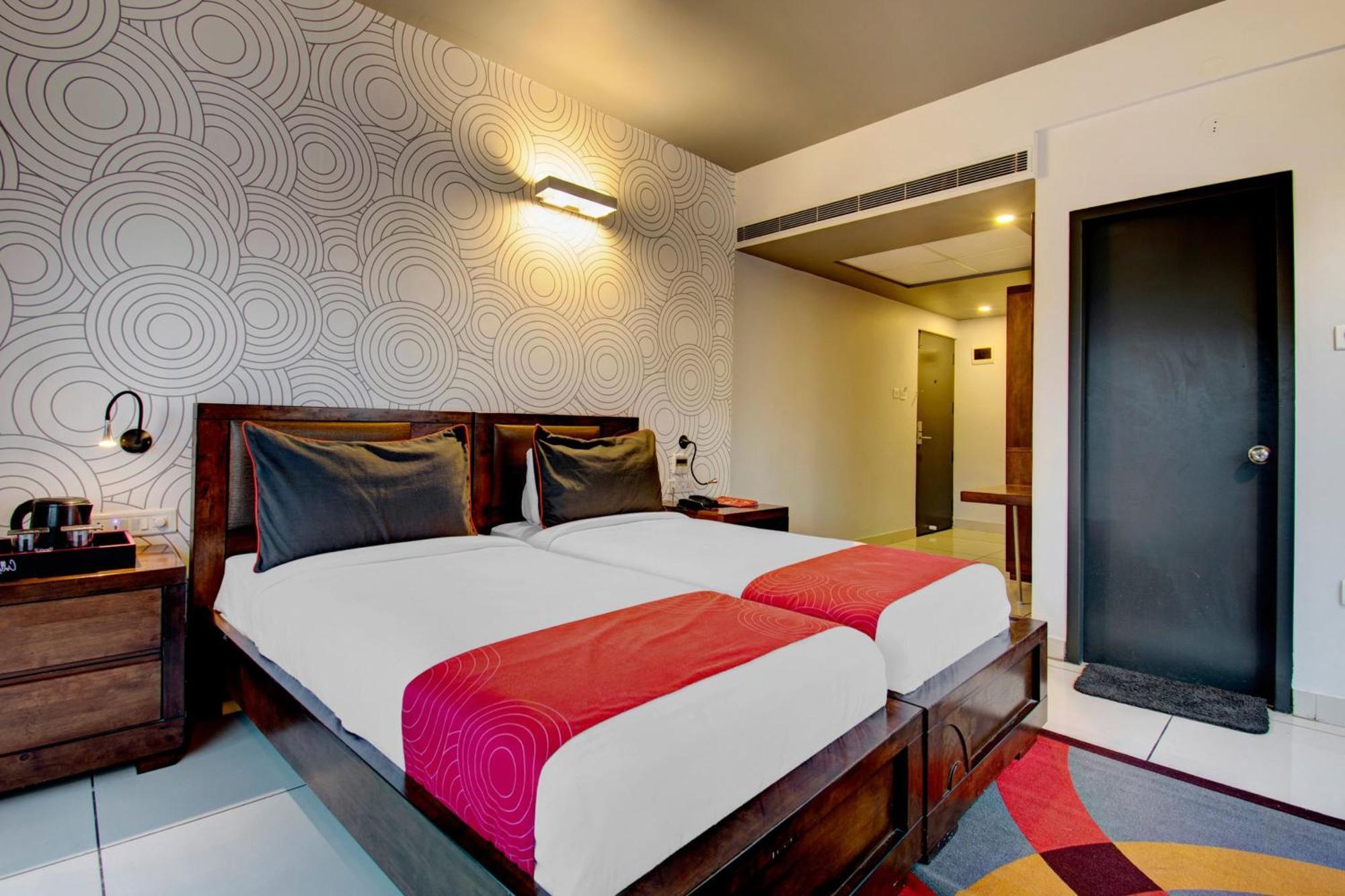 Super Townhouse Ulsoor Hotel Бангалор Екстериор снимка
